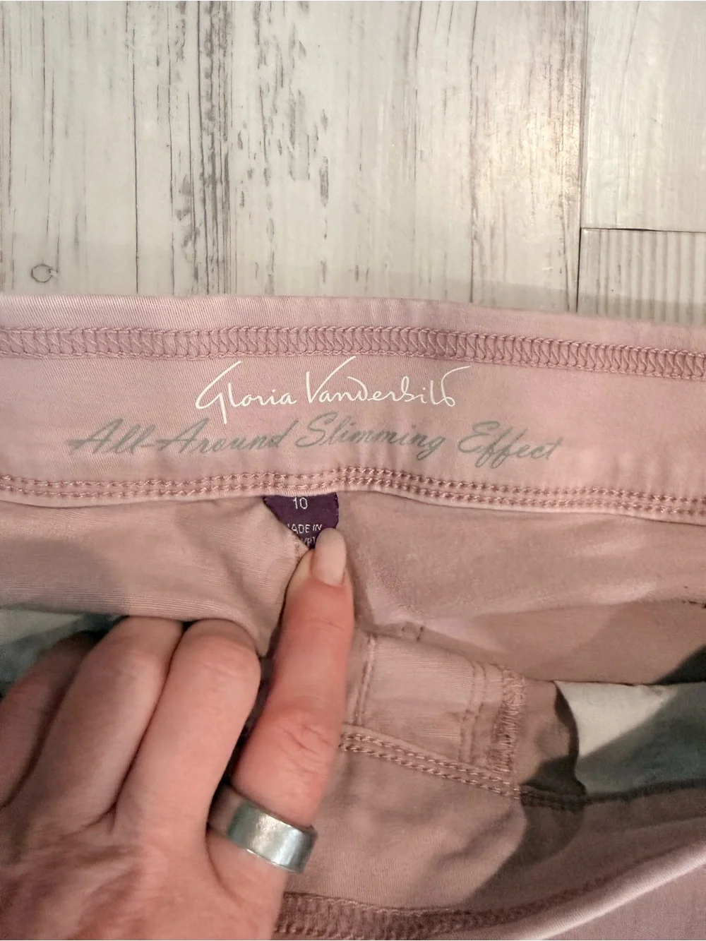 Gloria Vanderbilt Soft Pink Jeggings